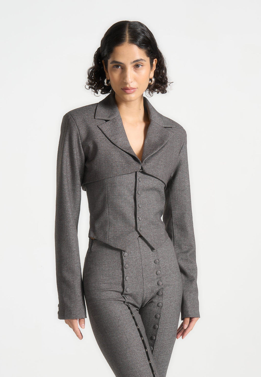 LUCÍA-Blazzer Elegante y Minimalista