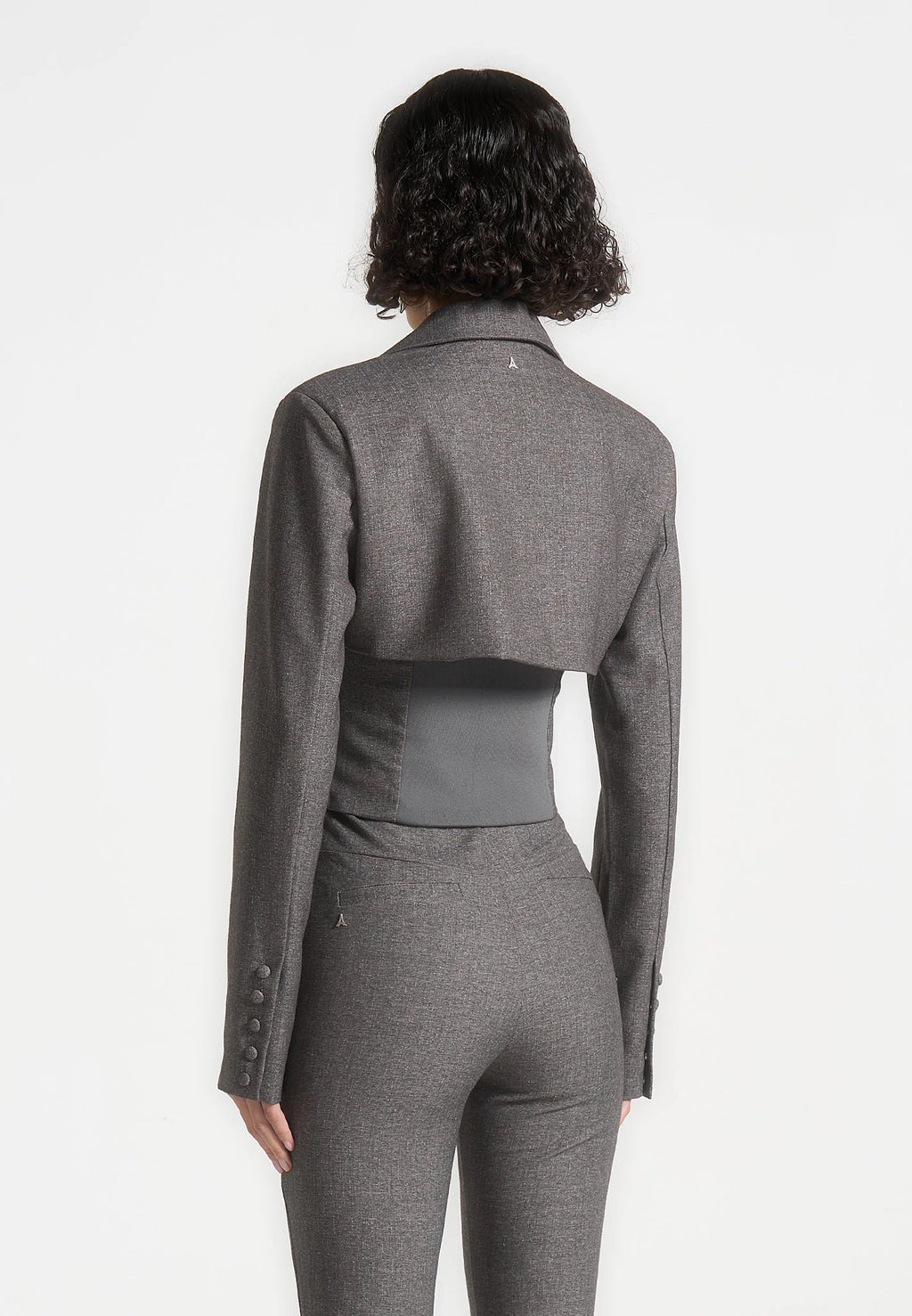 LUCÍA-Blazzer Elegante y Minimalista