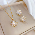 BEATRIZ - Conjunto de gargantilla y pendientes con motivo de flor de cristal en baño de oro™