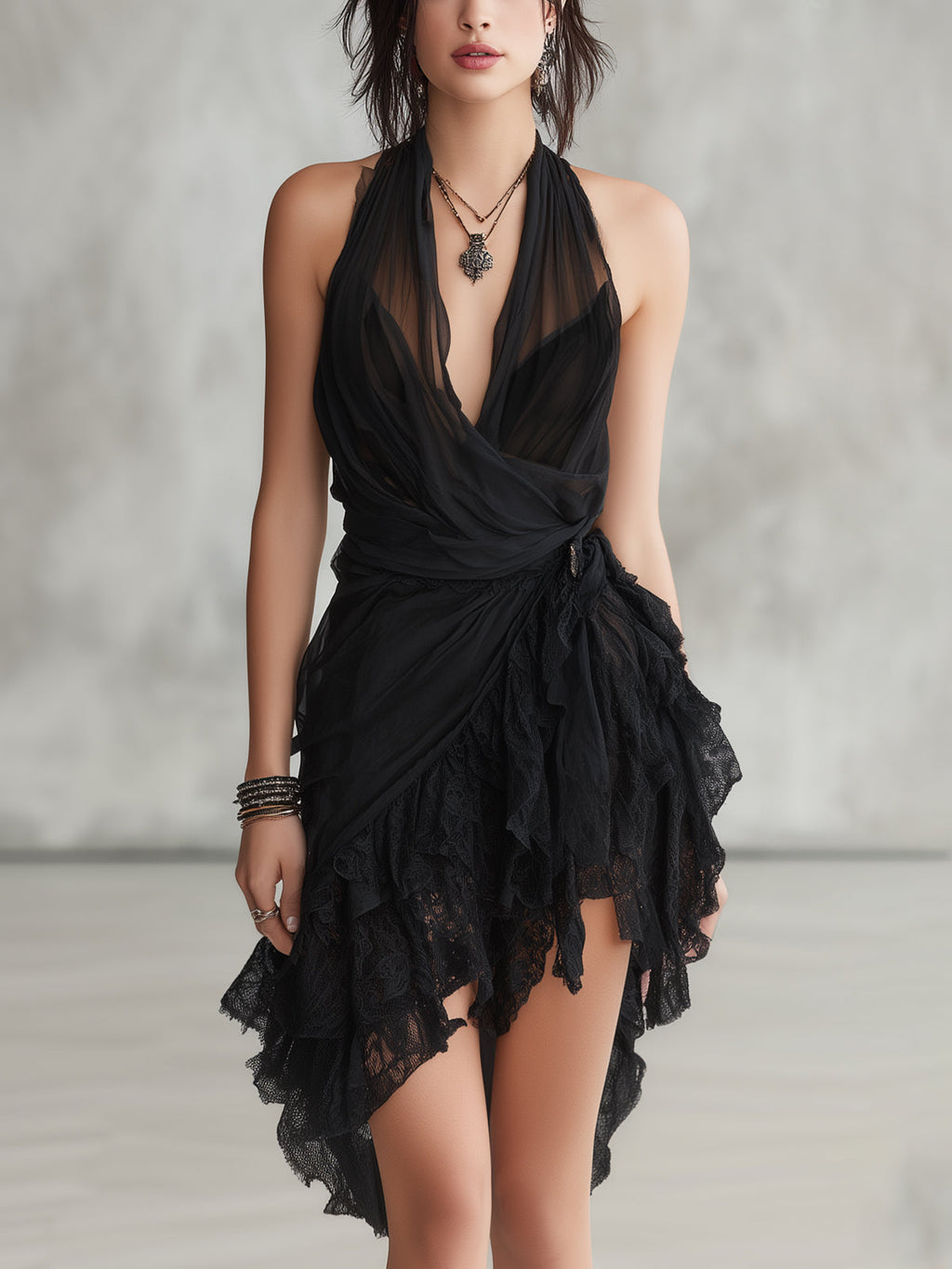 ADRIANA - Minivestido halter de encaje y volantes™