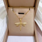 LIVIA - Collar con colgante de libélula en baño de oro y circonias™