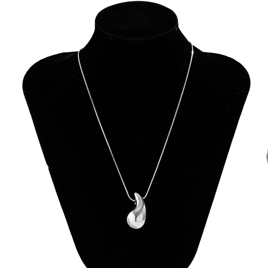 SELENE - Collar con colgante de gota orgánica en baño de rodio y plata de ley™