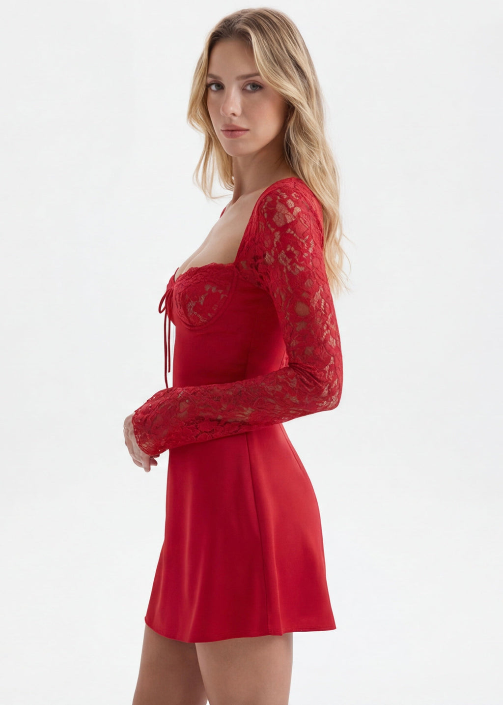 INMA - Minivestido ajustado de encaje rojo con mangas largas™