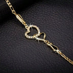ISABELA - Pulsera de cadena fina con silueta de corazón en pave de circonias™