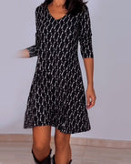 DAFNE - Vestido corto de manga tres cuartos con escote en V y estampado geométrico™