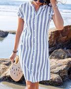 NAIA - Vestido camisero corto de rayas con escote en V y cuello solapa™
