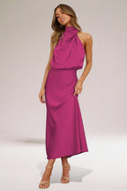LUCÍA - Vestido largo de satén con cuello halter drapeado™