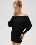 NOELIA - Minivestido ajustado de escote barco con mangas largas™