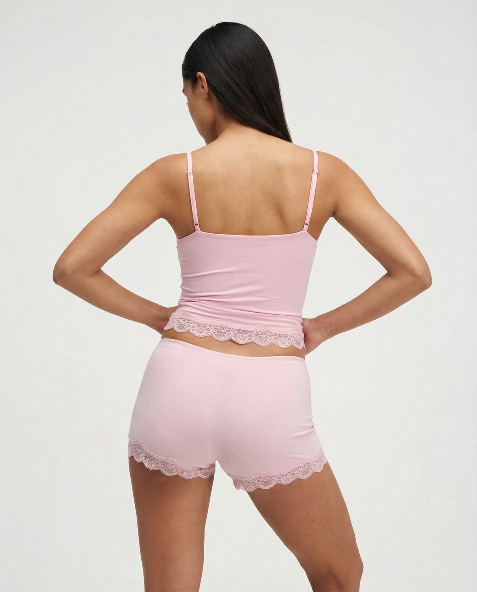 REBECA - Conjunto de pijama de top de tirantes y culotte con detalles de encaje™