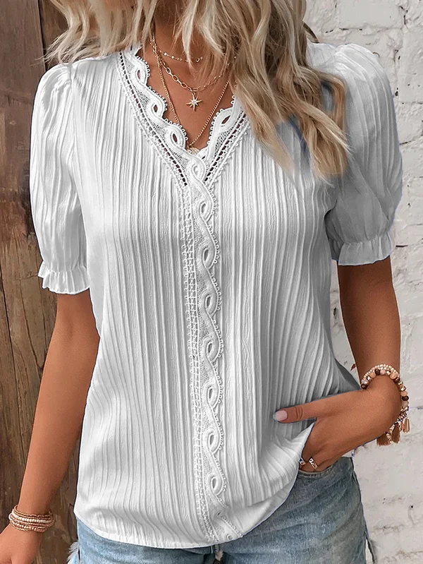 CLARA - Blusa de encaje con cuello en V™