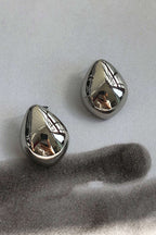 Pendientes Metálicos en Forma de Gota