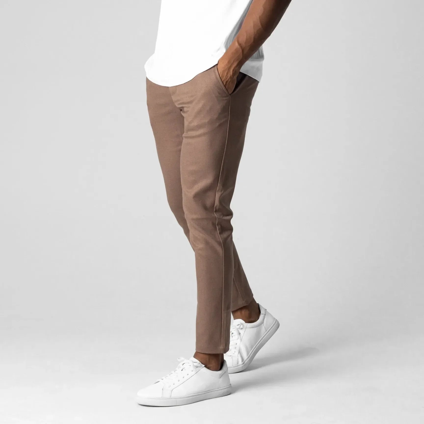 BRUNO - Pantalones chinos elásticos de corte entallado y estilo sartorial™