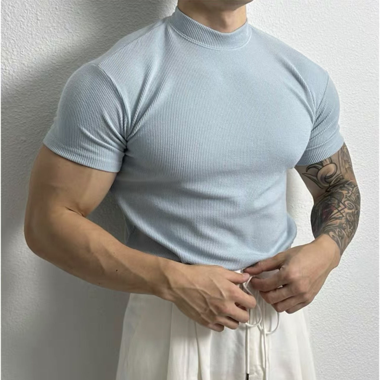 ISMAEL - Camiseta de manga corta acanalada con cuello perkins™