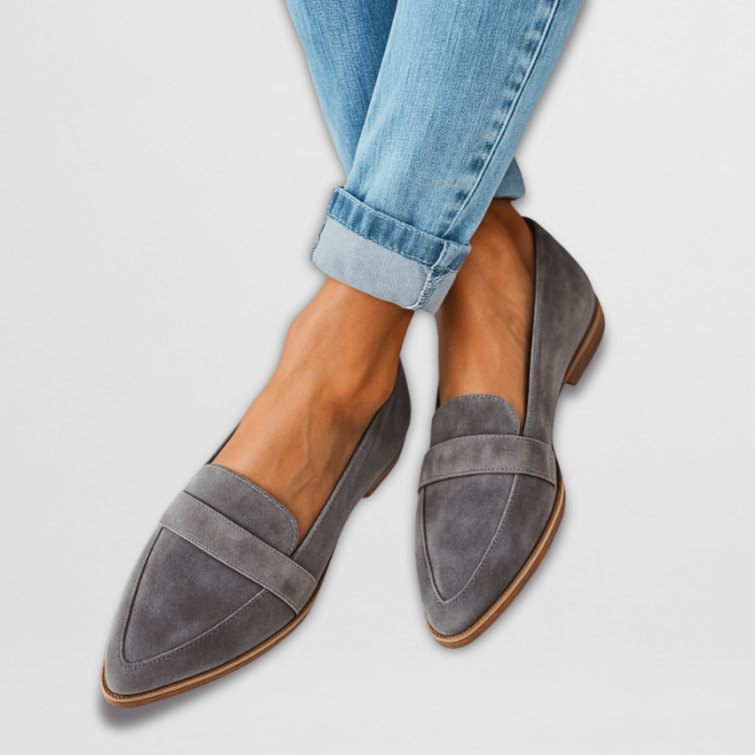 ELIA - Mocasín plano de ante suave con puntera estilizada y diseño ergonómico™