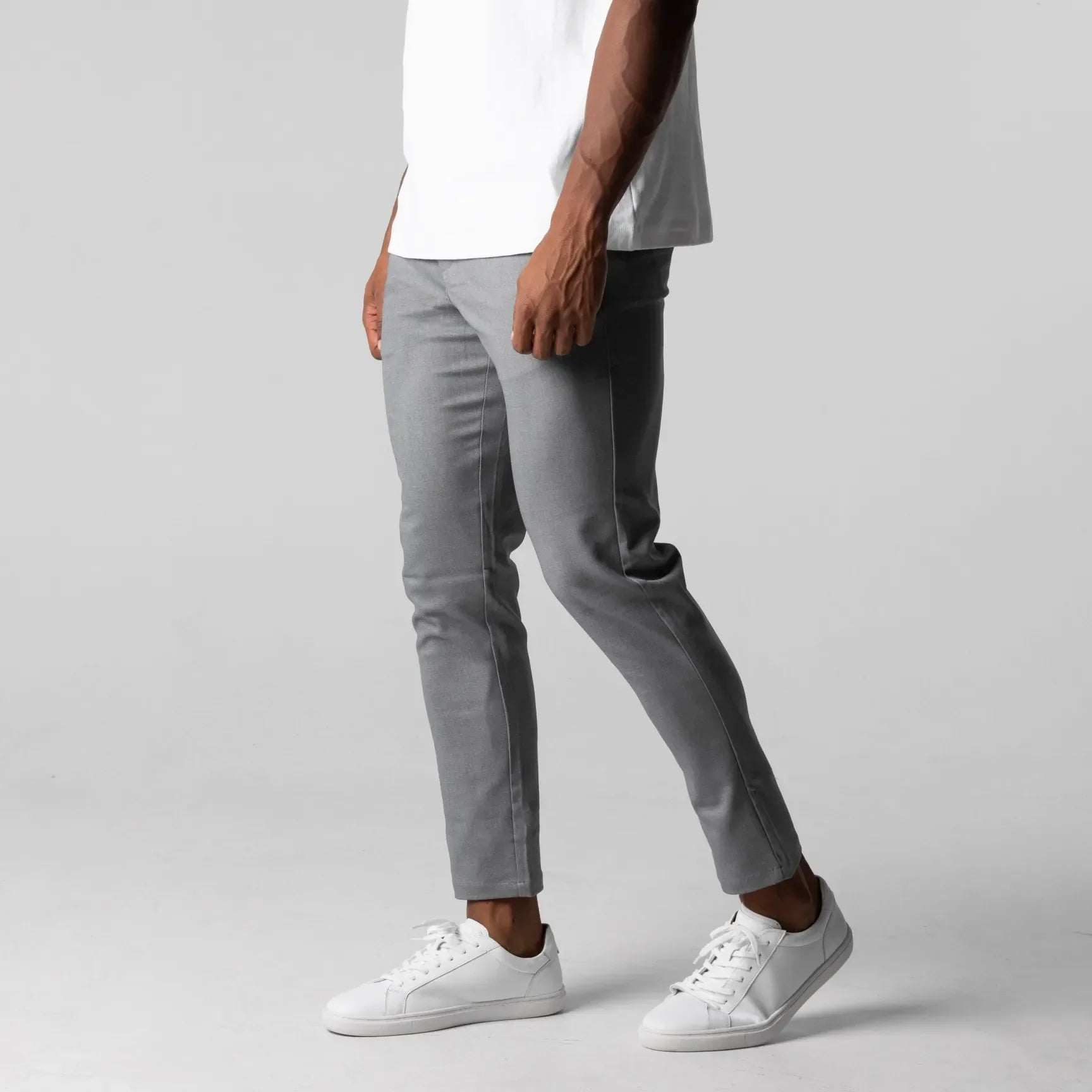 BRUNO - Pantalones chinos elásticos de corte entallado y estilo sartorial™