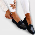 SABINA - Mocasín plano de piel con grabado efecto cocodrilo y diseño ergonómico™