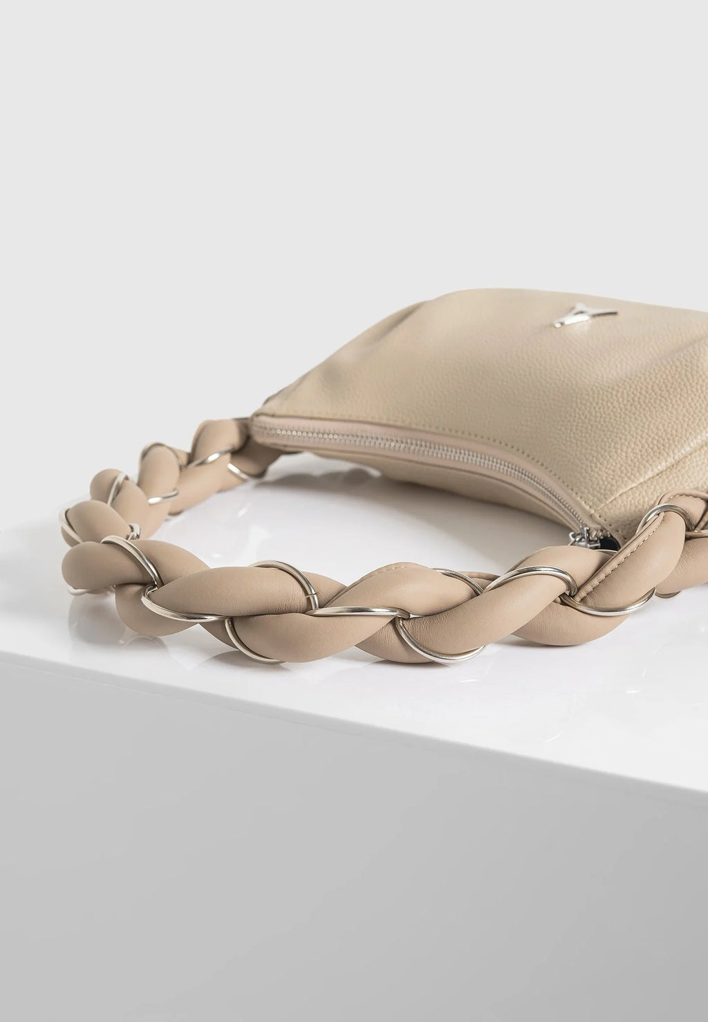 MÓNICA-Bolso Eclipse con acabado premium