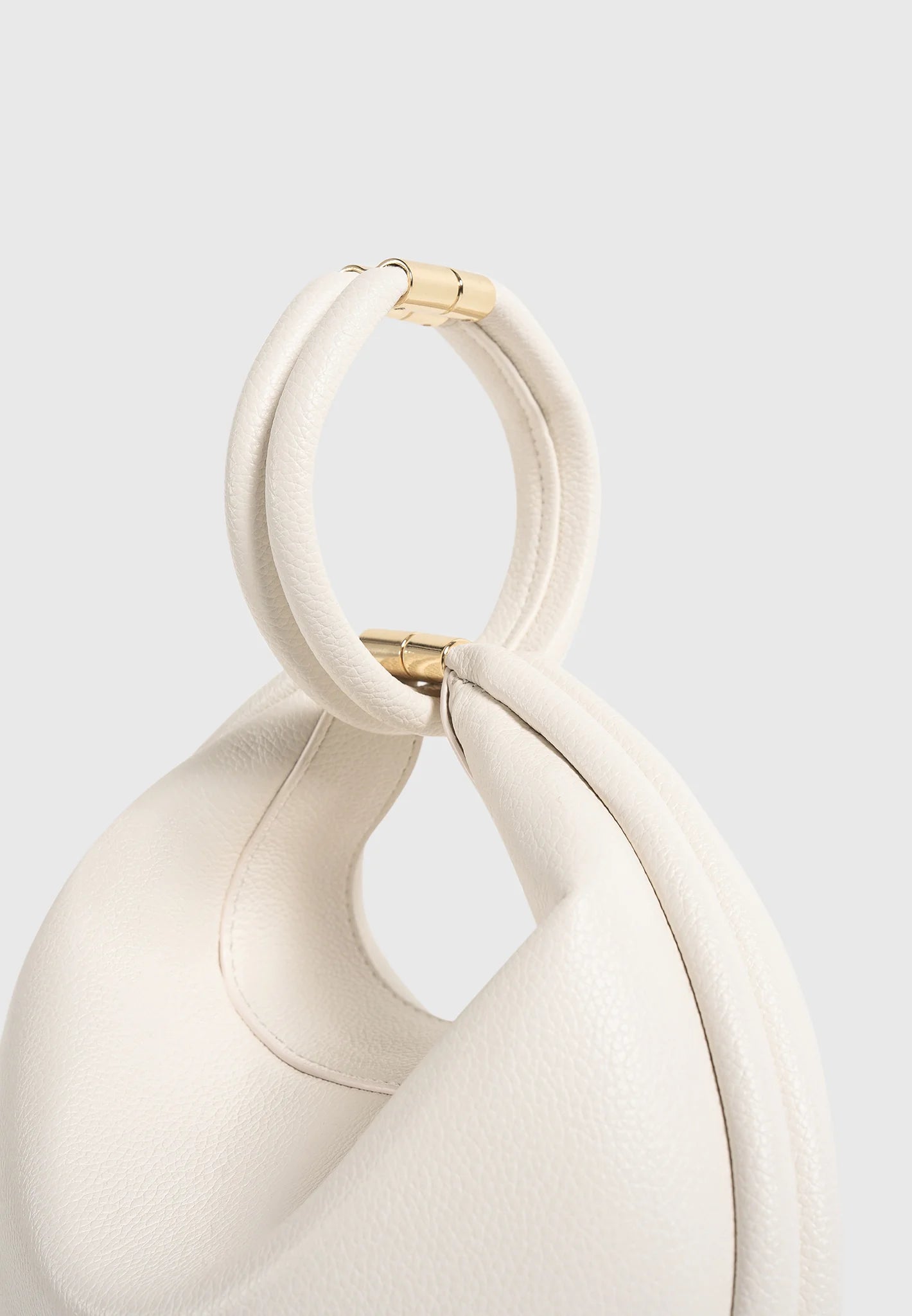 JIMENA- Bolso flexible vintage y elegante