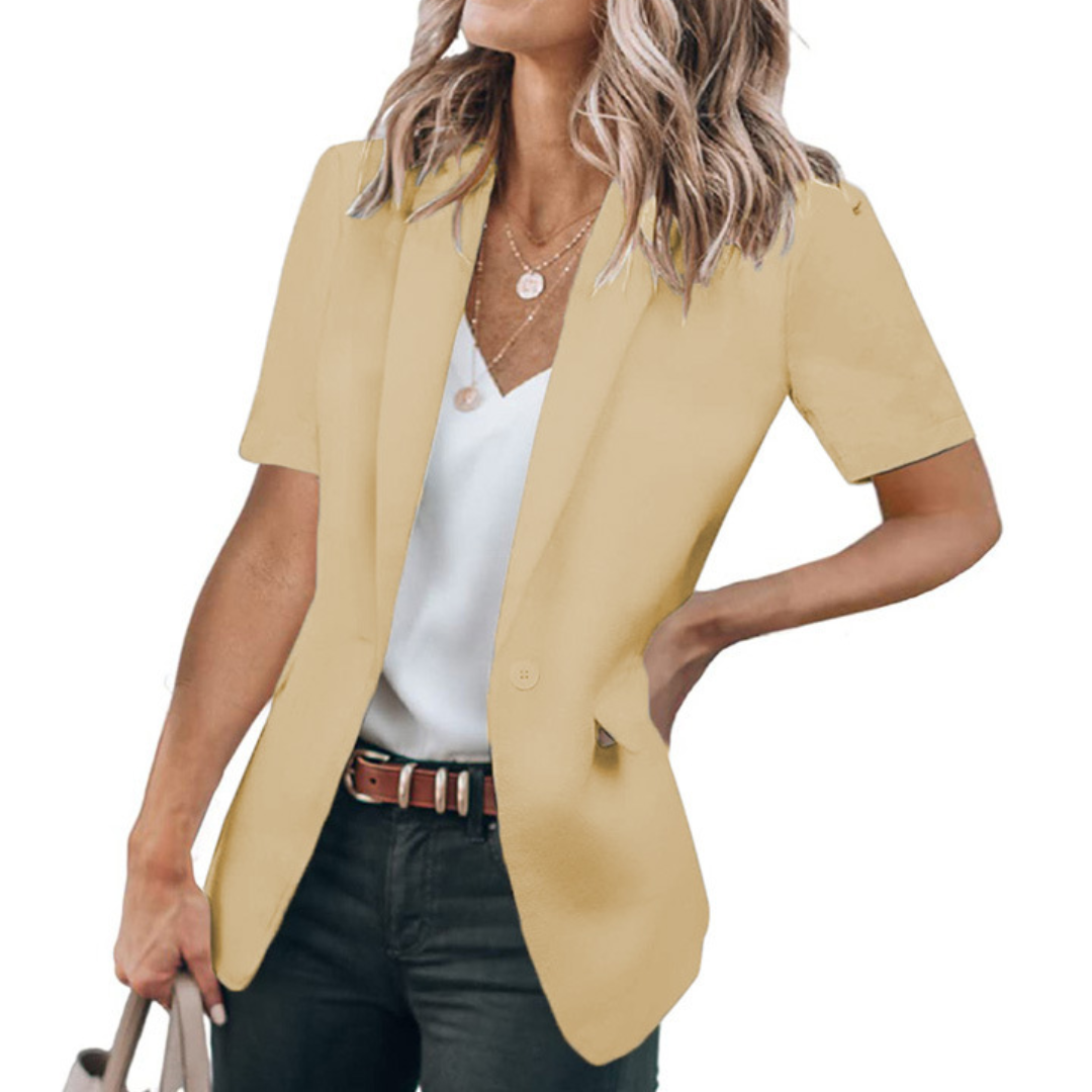 PALOMA - Blazer de manga corta de estilo sastre con solapa fluida™