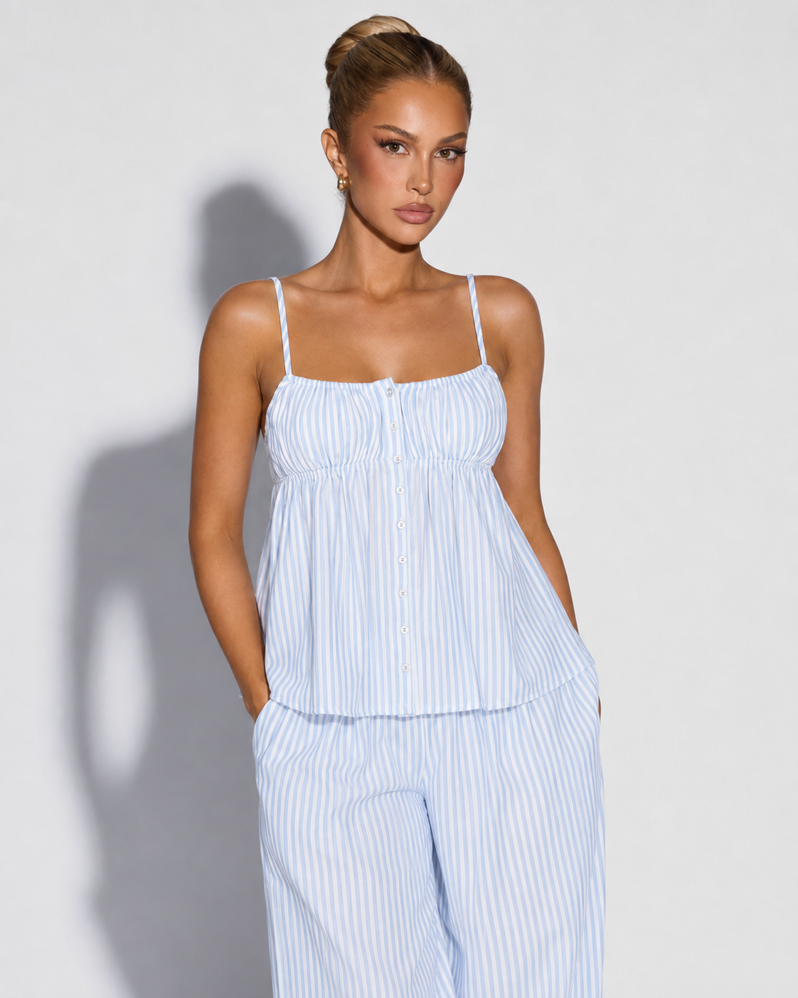 INÉS - Conjunto de pijama de tirantes fruncido y pantalón ancho palazzo™