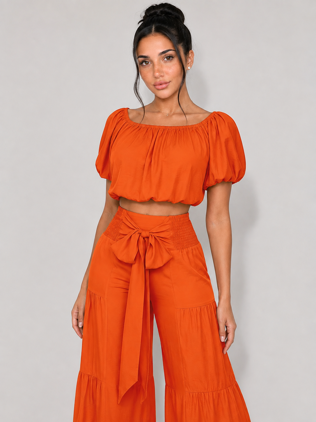 SERENA - Conjunto de dos piezas de top corto con hombros descubiertos y pantalón ancho™