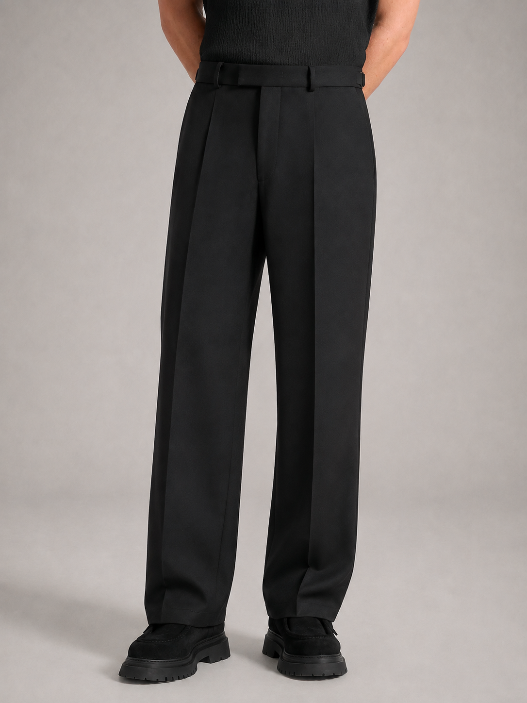 CHRISTIAN - Pantalones de vestir de corte ancho con ajuste de hebilla lateral y tejido texturizado™