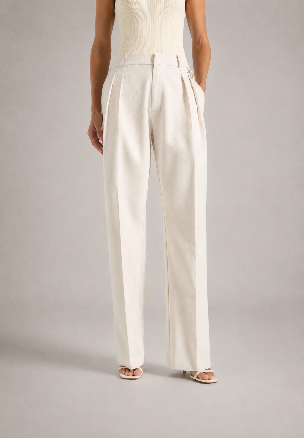ARI - Pantalones de vestir de corte ancho con pinzas y tiro alto™