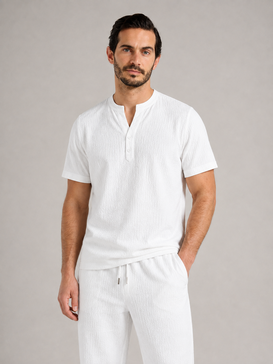 JAKE - Conjunto de dos piezas de camiseta Henley y pantalón largo en tejido gofrado™