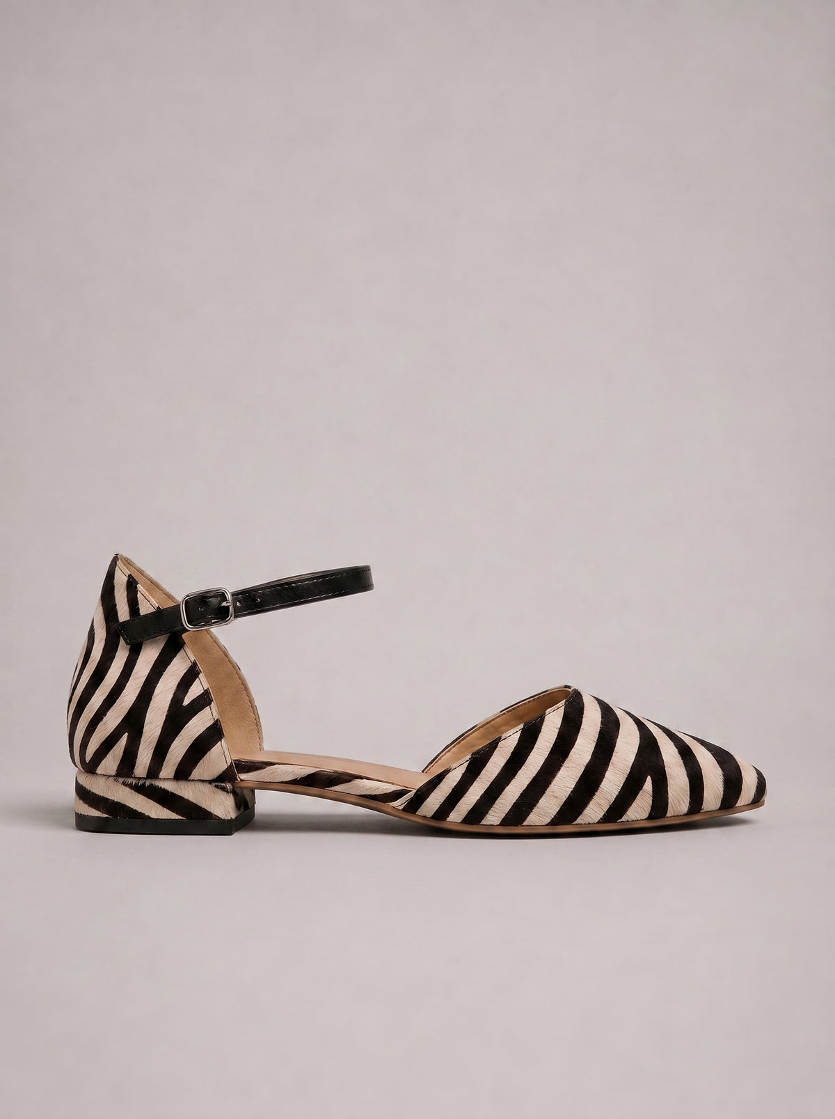 MALENA - Zapatos destalonados de tacón con puntera afilada y estampado de cebra™