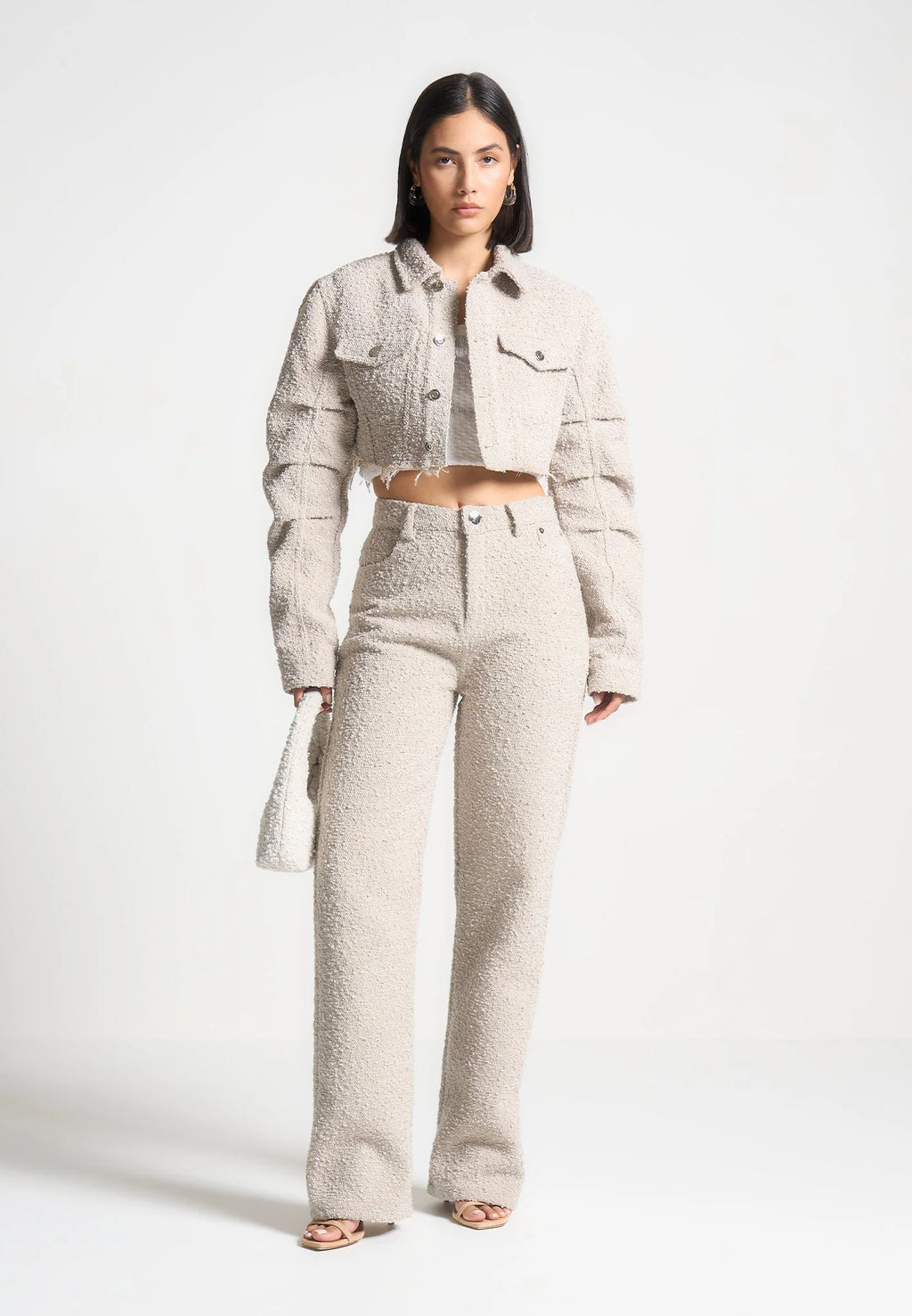 ROSA-Conjunto texturizado con elegancia contemporánea