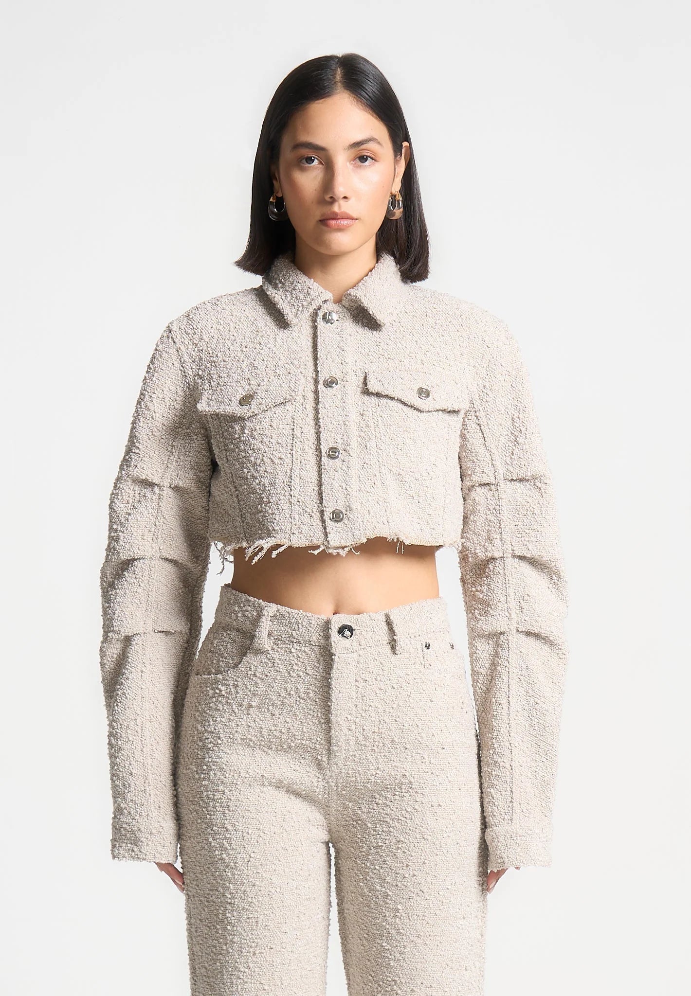 ROSA-Conjunto texturizado con elegancia contemporánea