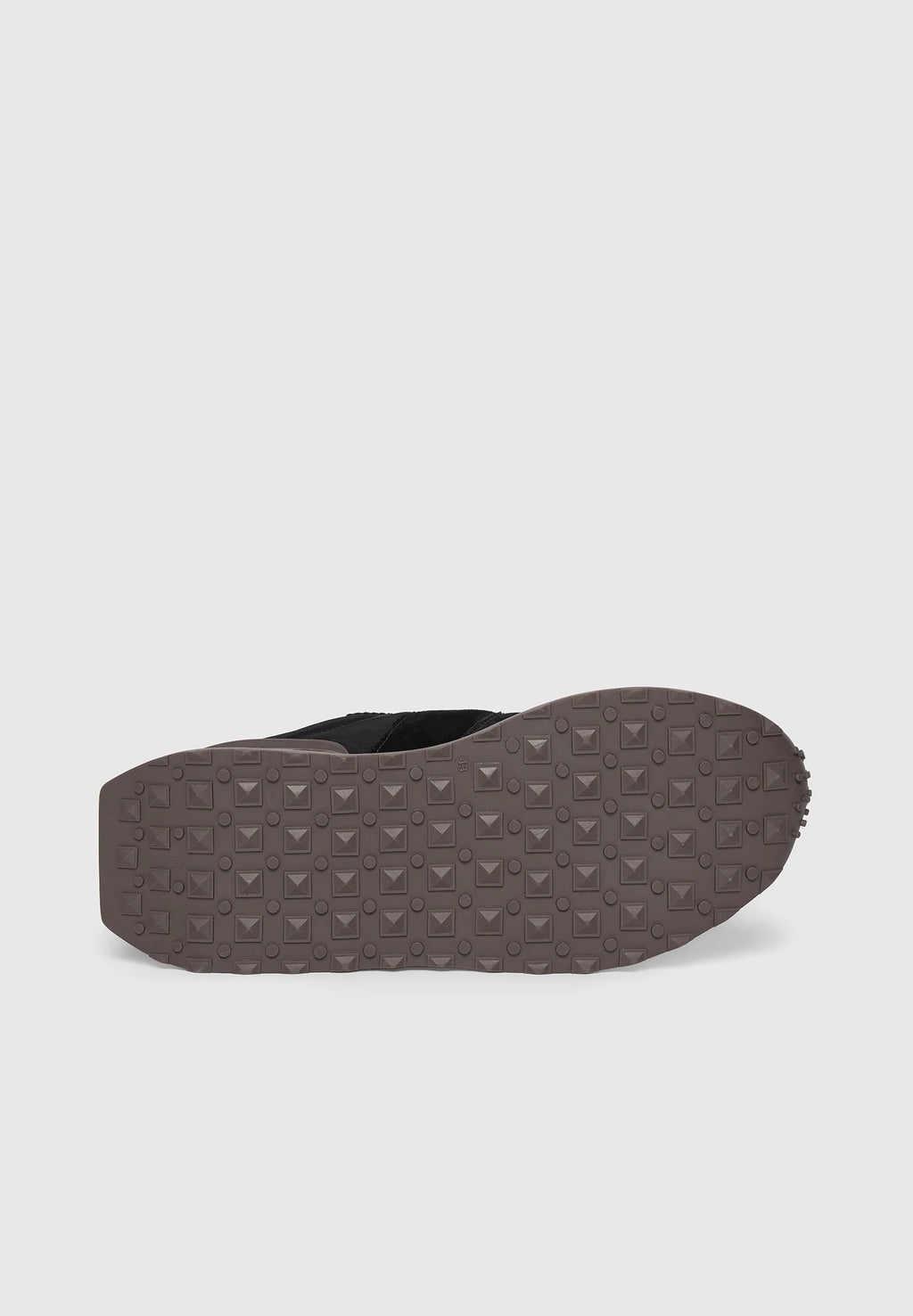 HERNÁNDEZ- Zapatilla Premium Retro Runner en Ante y Piel