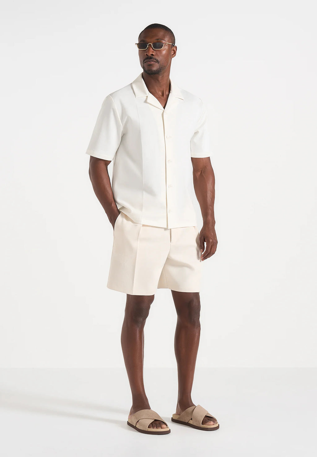 MIGUEL-Bermuda Tailored Premium con Pinzas y Ajustadores Laterales