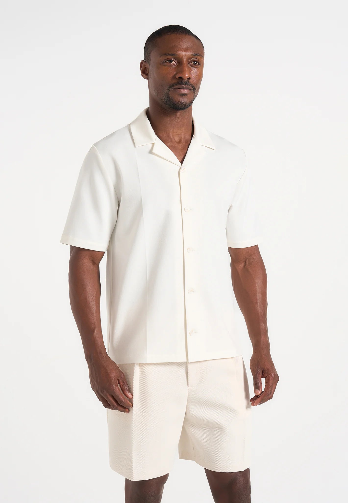 FELIX-Camisa Premium de Corte Tailored con Cuello Resort