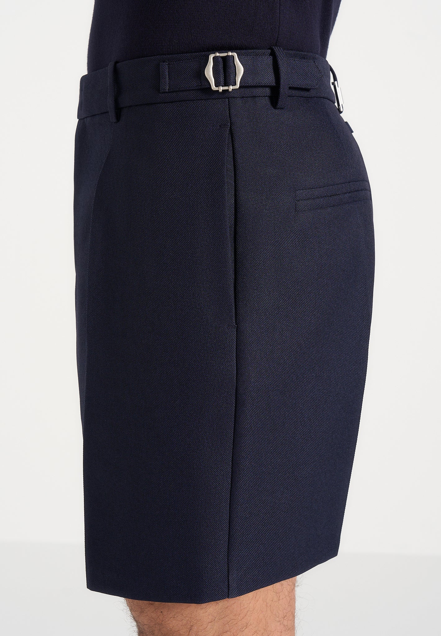 MIGUEL-Bermuda Tailored Premium con Pinzas y Ajustadores Laterales
