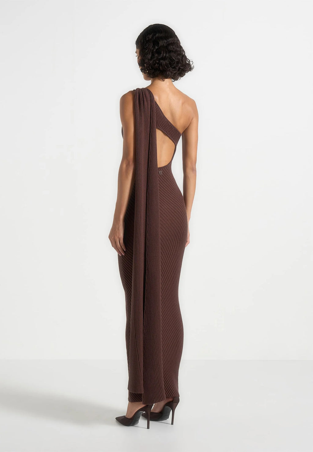 NOOR-Vestido de Punto de Canalé con Capa