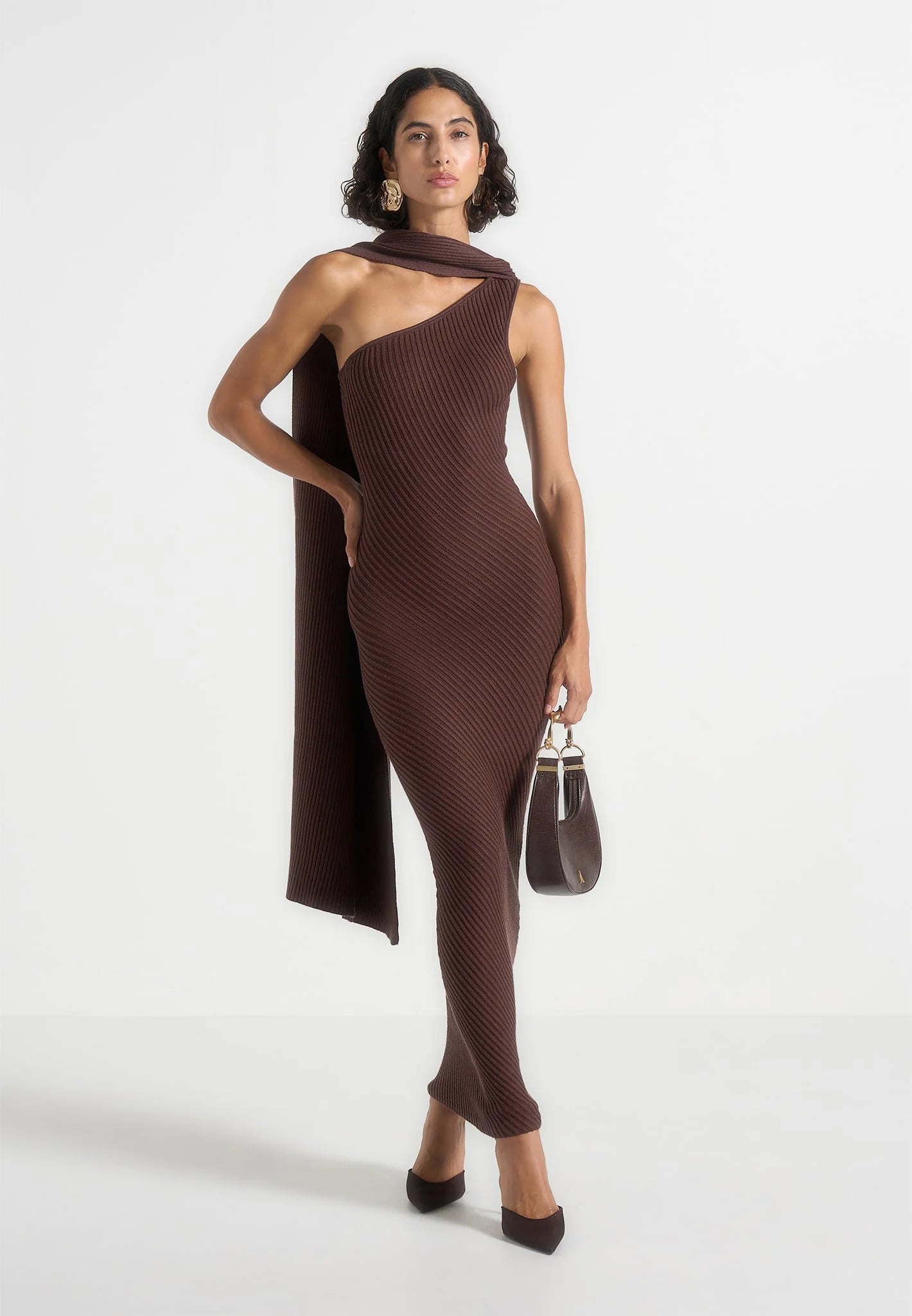 NOOR-Vestido de Punto de Canalé con Capa