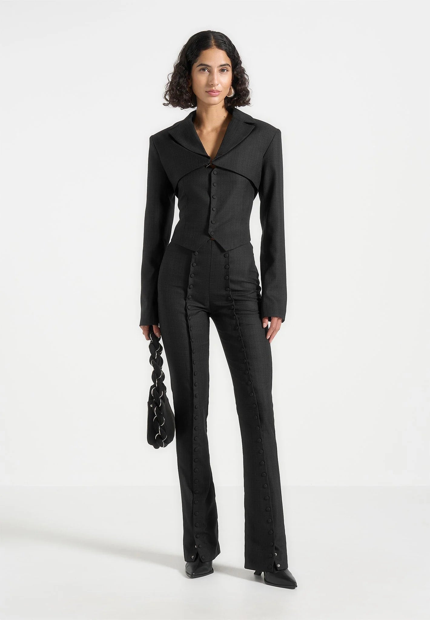 LUCÍA-Blazzer Elegante y Minimalista