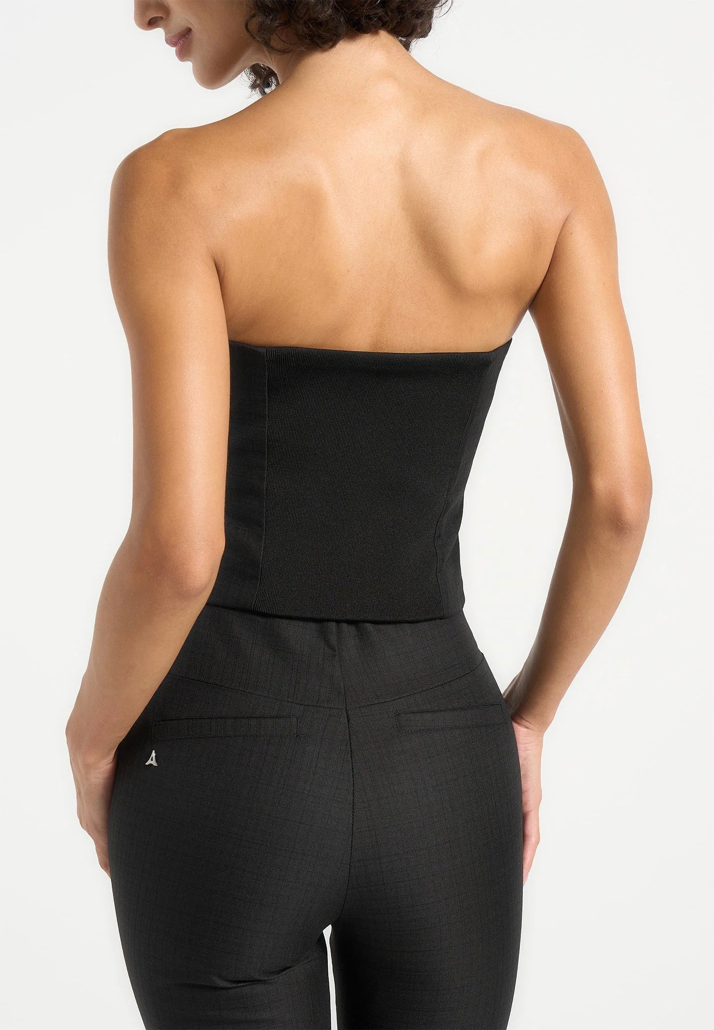LUCÍA-Blazzer Elegante y Minimalista