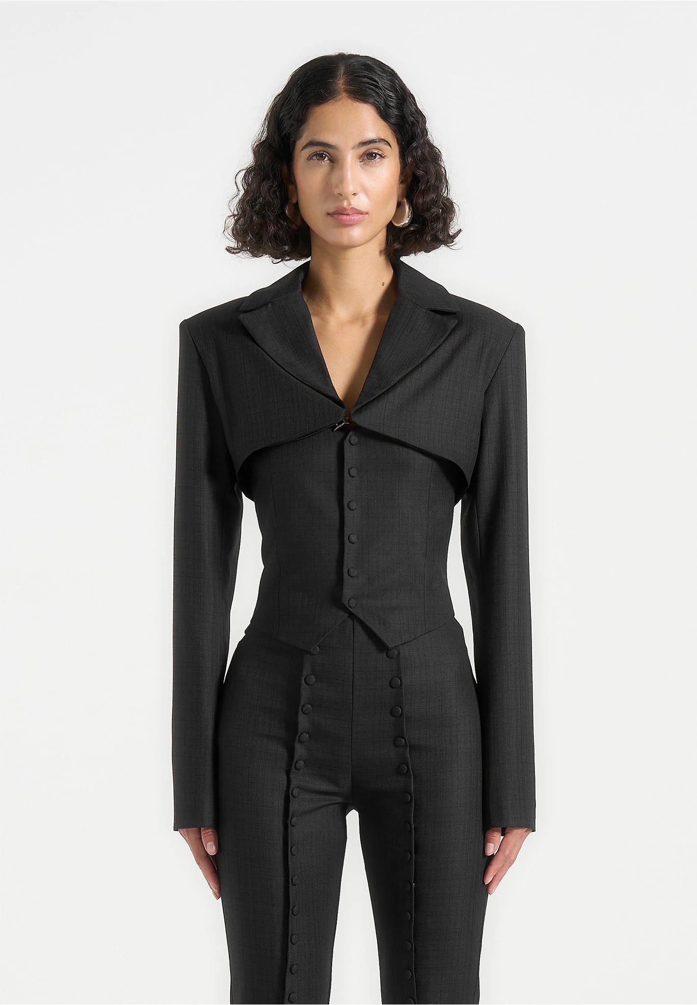 LUCÍA-Blazzer Elegante y Minimalista