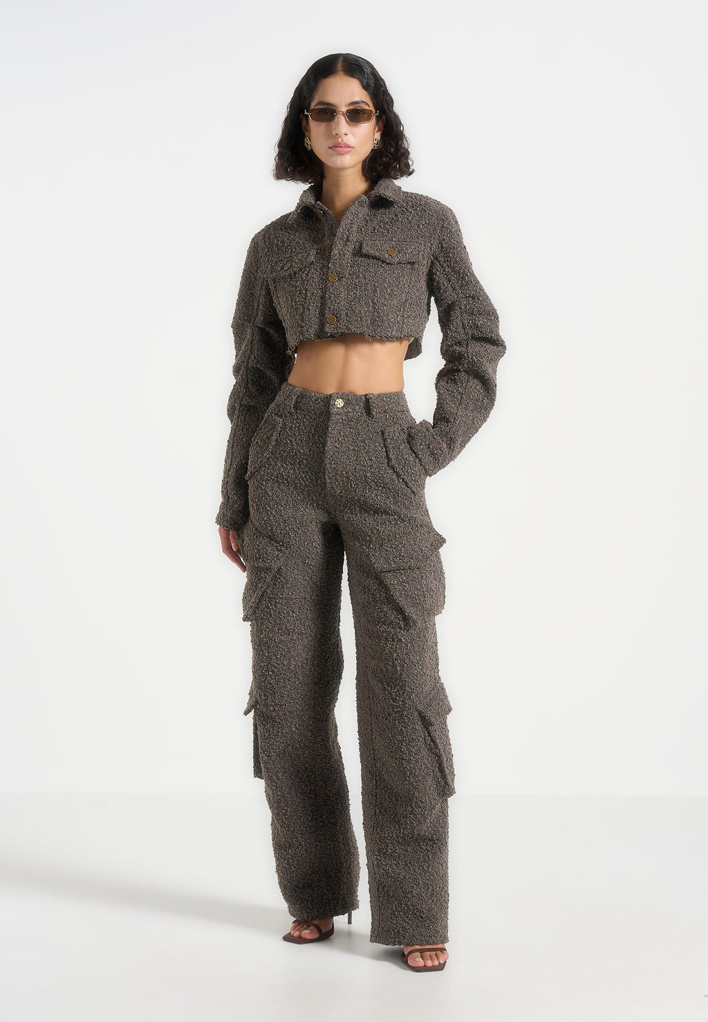 ROSA-Conjunto texturizado con elegancia contemporánea