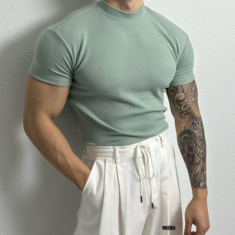 ISMAEL - Camiseta de manga corta acanalada con cuello perkins™