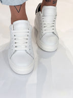 MUÑOZ-Zapatillas en Piel Blanca con Inserción Negra