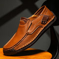 GONZALO - Mocasines de piel con costura artesanal y remaches metálicos™
