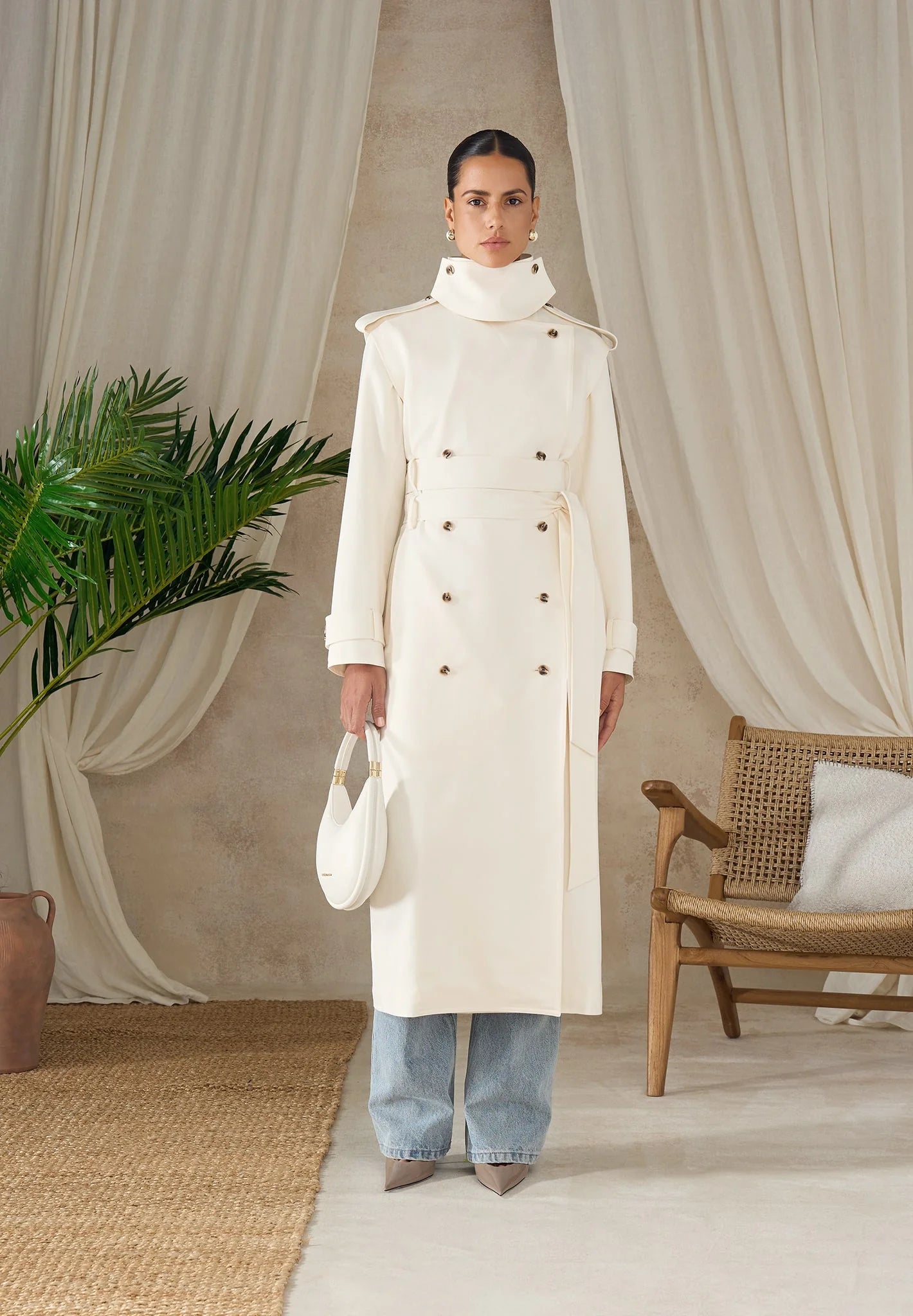 ESTHER-Elegancia atemporal en clave contemporánea