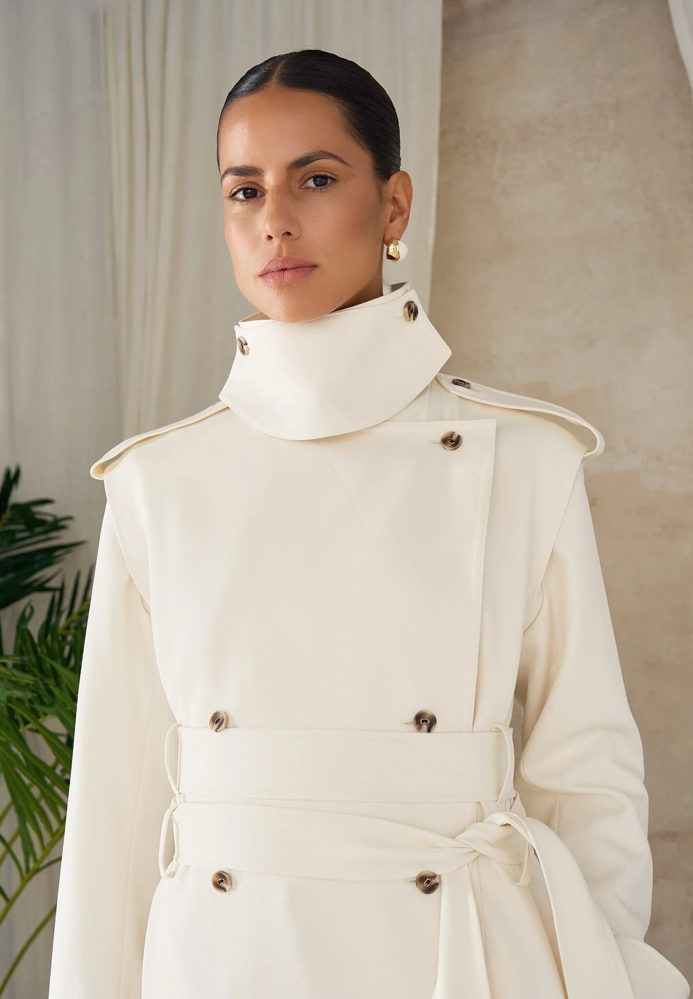 ESTHER-Elegancia atemporal en clave contemporánea