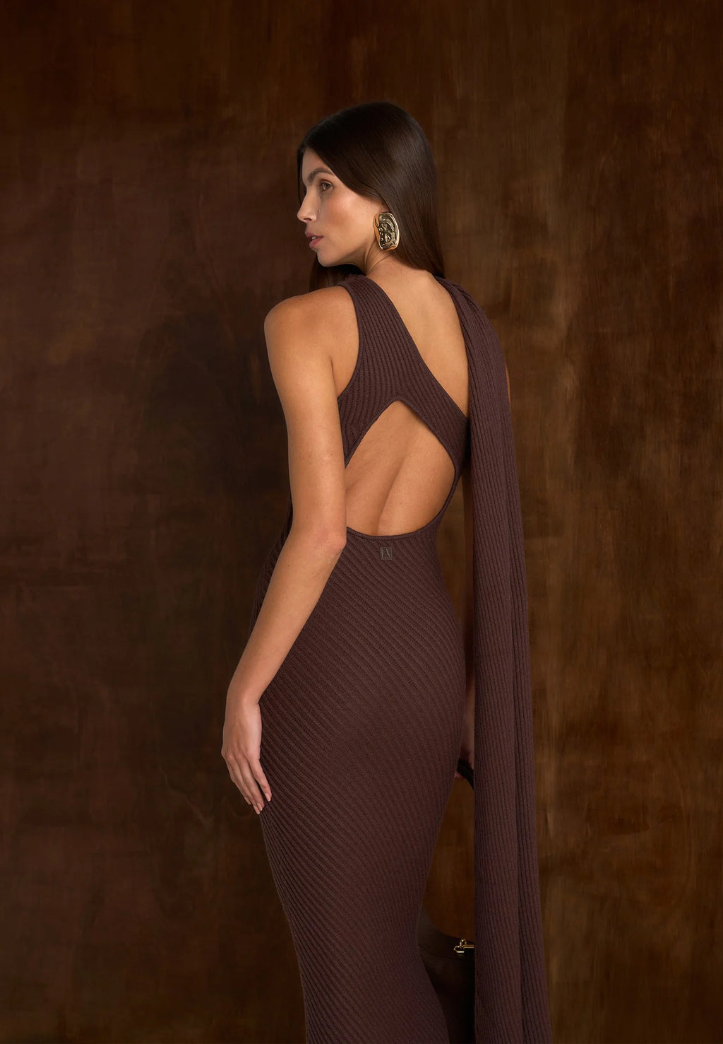 NOOR-Vestido de Punto de Canalé con Capa