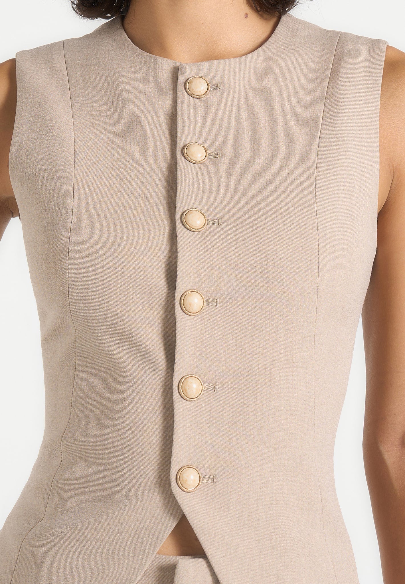 AURELIA-Chaleco elegante y minimalista