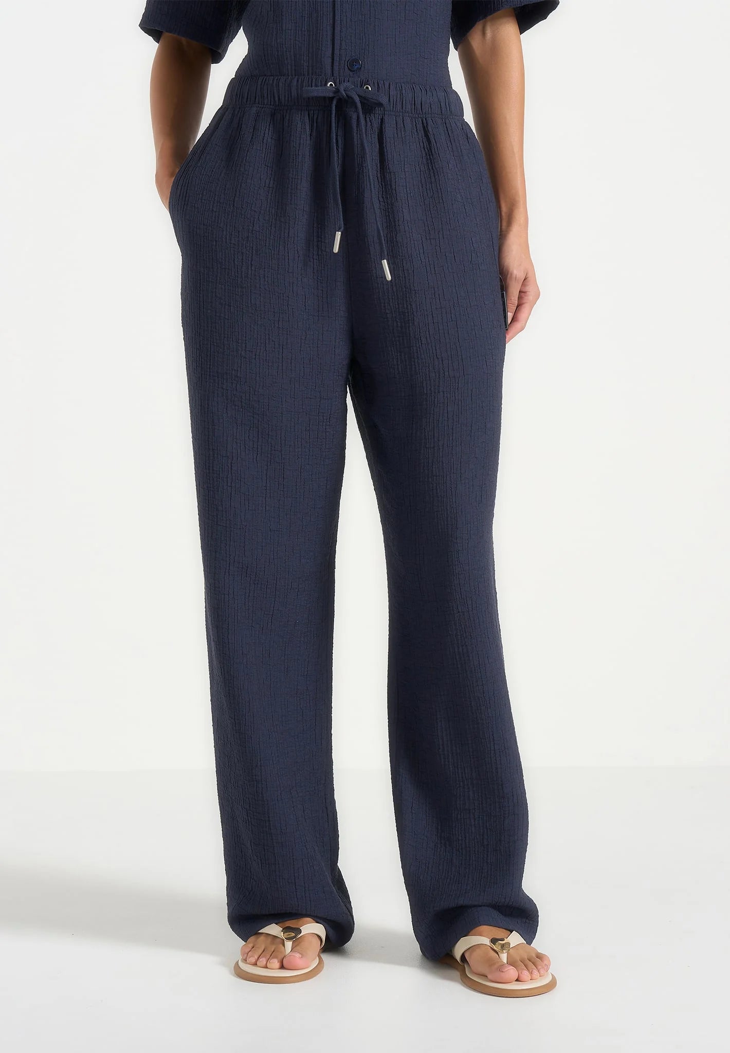 TRIANA-Pantalón de Lino con Fluidez y Textura