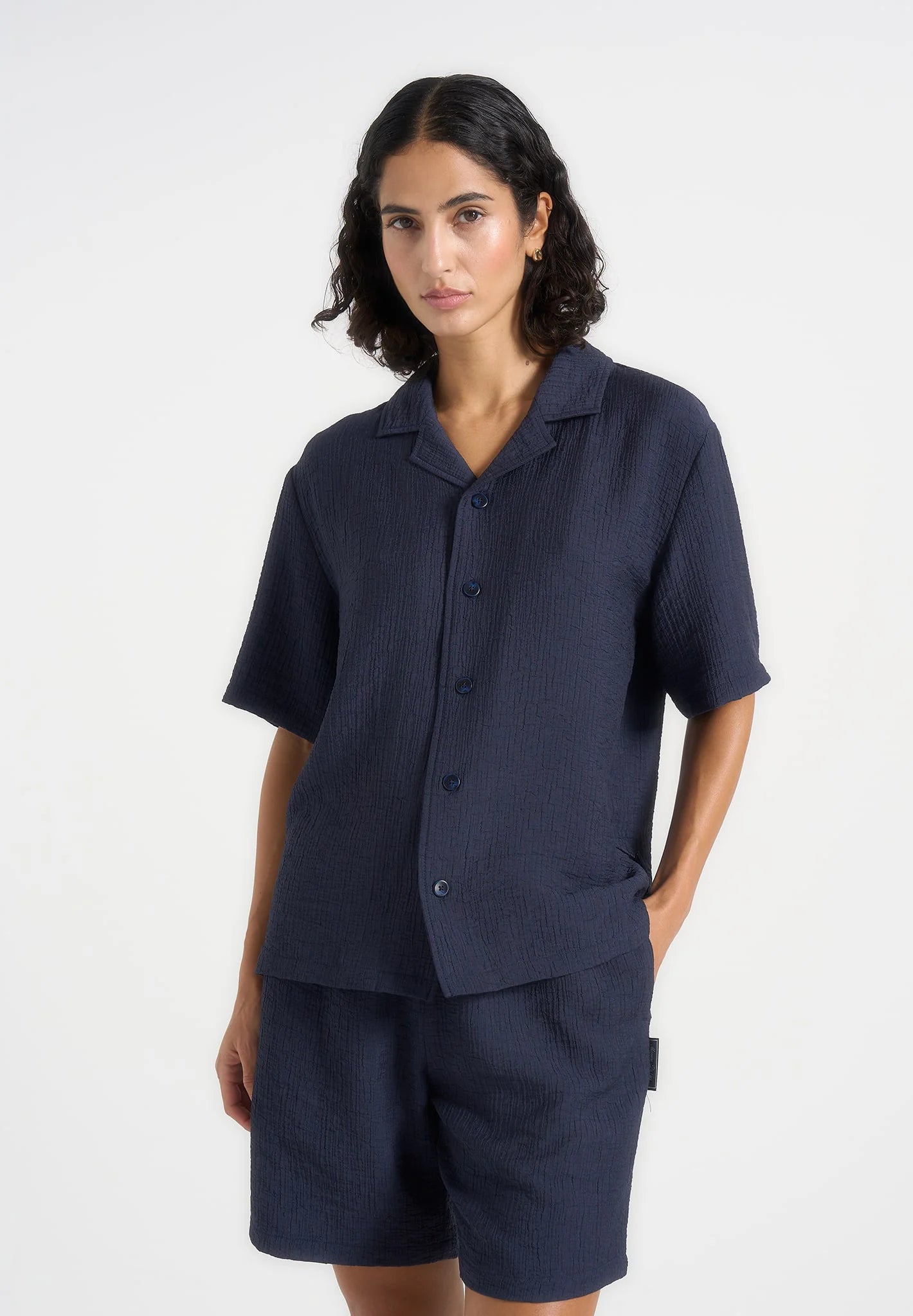 MARIA-Camisa con Fluidez y Textura